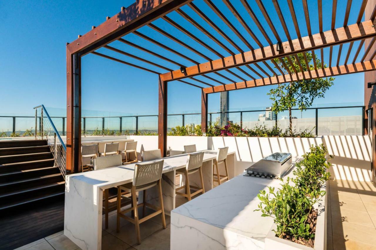Aparthotel Fv By Peppers Brisbane Esterno foto Rooftop terrace