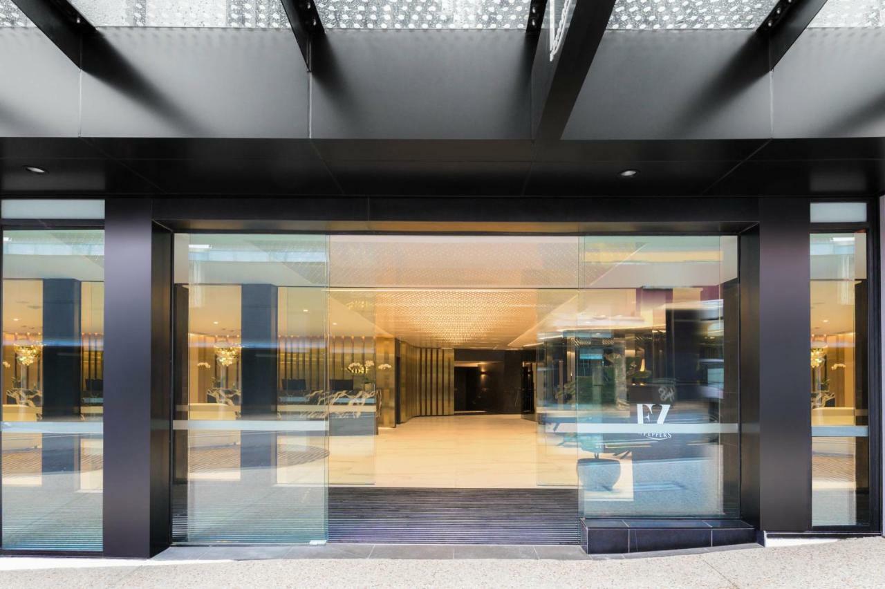 Aparthotel Fv By Peppers Brisbane Esterno foto Entrance to the hotel